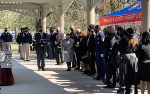 Texas y Misisipi dejar�n de usar tapabocas