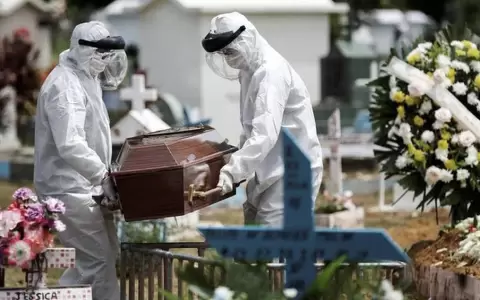 Brasil eval�a aplicar distanciamiento social para contener la pandemia