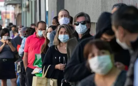 Casi 70% de la poblaci�n de Chile vuelve a confinamiento