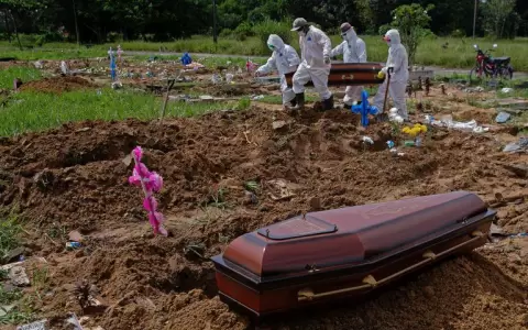 Brasil super� las 3 mil muertes por coronavirus en un d�a