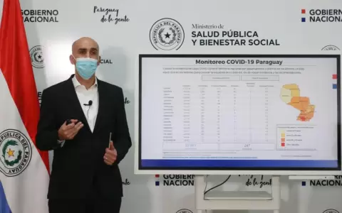 Mazzoleni rechaz� pedido de renuncia del Senado y defendi� su gesti�n