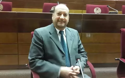 Senado deja en "stand by" proyecto para revertir aumentazos