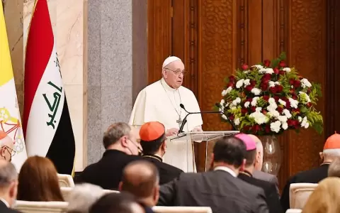 El papa Francisco mantuvo un encuentro con los j�venes en Irak