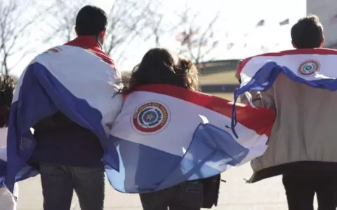 La mitad de los j�venes no tiene inter�s en partidos pol�ticos