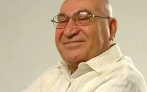 Libro de an�lisis de V�ctor Jacinto Flecha declarado de inter�s cultural