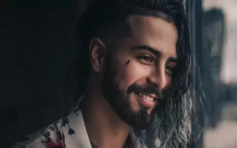 Joshua lanza su primer sencillo del a�o