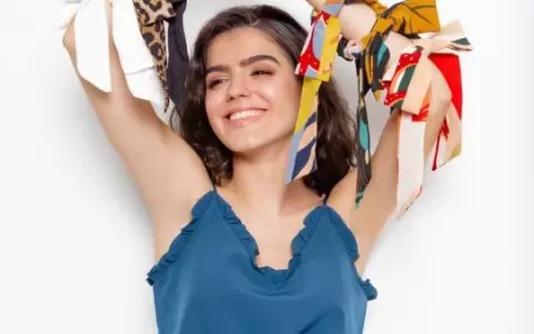 Peinados ultra estilosos con accesorios