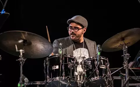 Dr�cena presenta a Orlando Bonzi