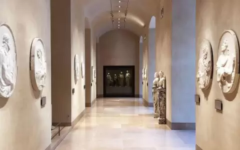 El museo Louvre recuper� dos reliquias robadas hace 40 a�os