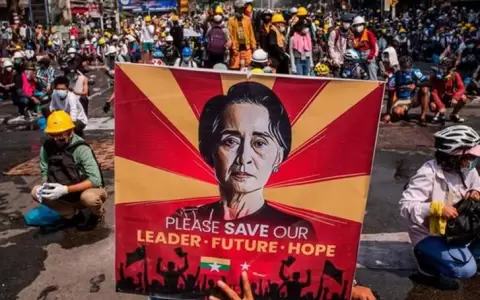 Represi�n sangrienta y detenciones tras manifestaciones en Birmania