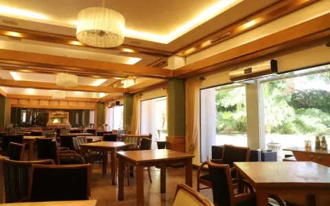 Restaurante invierte en equipos de bioseguridad para proteger la salud de sus clientes