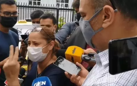 Viceministro de Salud admite que no hay medicamentos y pide disculpas