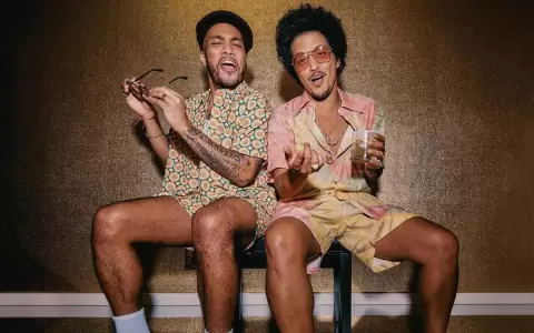 Bruno Mars lanza adelanto de su disco con Anderson Paak