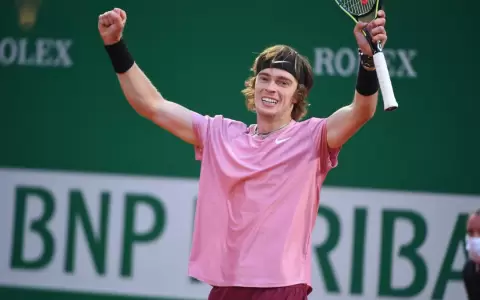 Un gran Andrey Rublev elimina a Rafael Nadal en cuartos de final