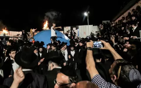 Tragedia en Israel: 38 muertos por la ca�da de una grada en una peregrinaci�n