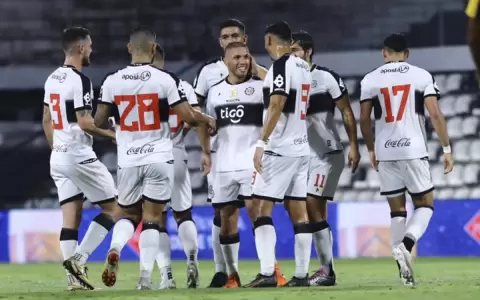 Olimpia derrota a Guaran� y duerme como �nico puntero del Apertura