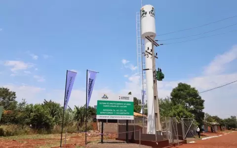 Itaipu "abre paraguas" y advierte que varios proyectos pueden verse afectados