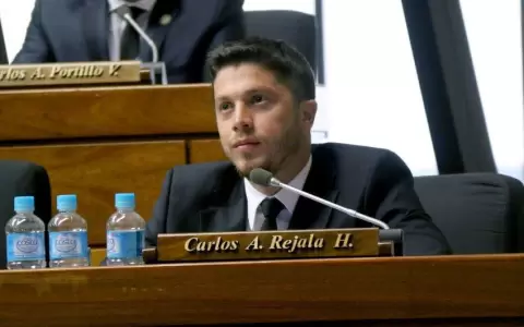 �ltimos eventos desnudan "disociaci�n" entre poderes del Estado, dice Rejala