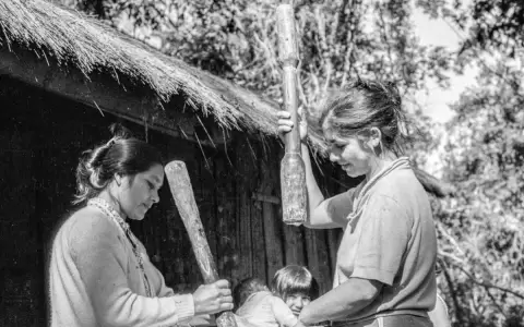 "Campesina rekove" en la lente de Jos� Mar�a Blanch