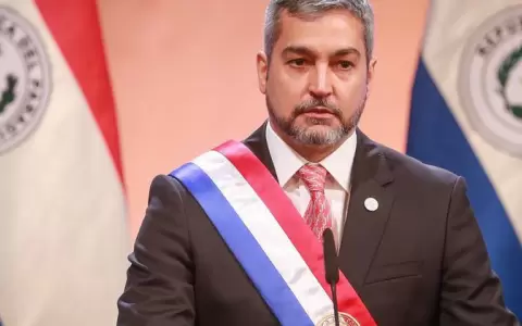 Presidente ausente ante el sufrimiento de la gente, lamenta senador