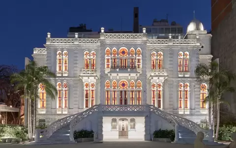 Francia destina 500.000 euros para restauraci�n de museo liban�s tras explosi�n