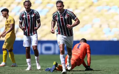 Ra�l Bobadilla convierte su primer tanto en victoria de Fluminense