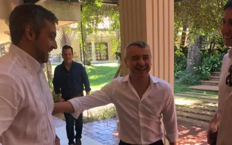 Centuri�n responde a Ar�valo: "Es un disparate lo que dice"