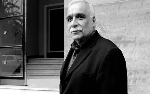 Ticio Escobar presenta la edici�n argentina de "Aura latente"