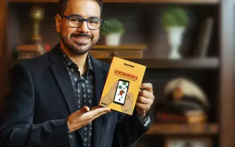 Nueva edici�n de "Coronamores", poemario de Jorge Coronel