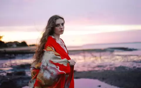 Birdy lanza "Deepest lonely" como adelanto de su pr�ximo disco