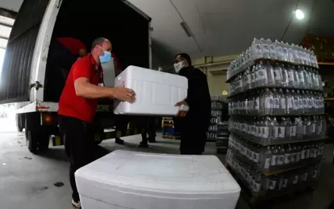 Salud recibe medicamentos donados por EE.UU