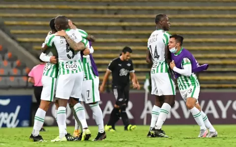 Libertad cae goleado ante Atl�tico Nacional y se despide de la Copa