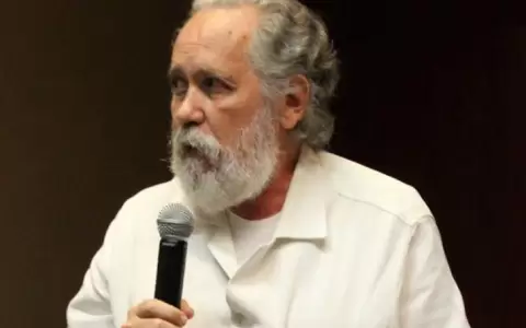 Poderes f�cticos locales siguen utilizando a nuestra democracia para apoderarse de ella