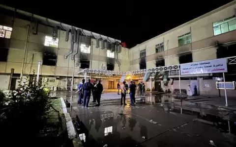Al menos 82 personas mueren en incendio en hospital de Irak