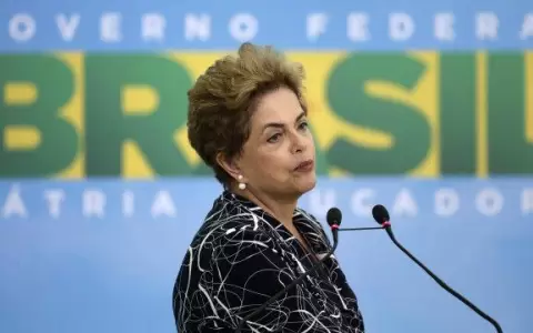 Tribunal de Cuentas de Brasil absuelve a Dilma Rousseff en caso refiner�a