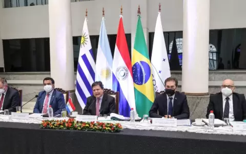 Analizan revisar normas arancelarias que rigen en el Mercosur