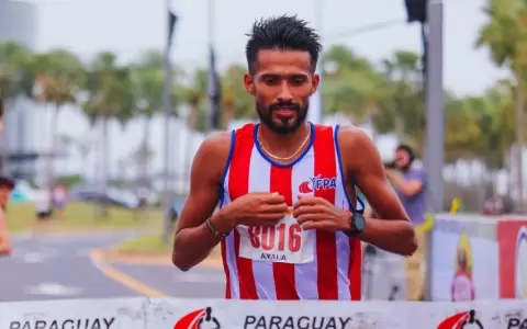 Ayala y Romero obtienen el bronce en Sudamericano de Marat�n
