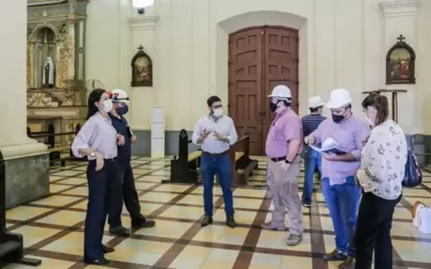 Equipo t�cnico inspeccion� la Catedral de Asunci�n