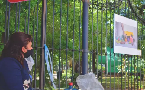 �Retratos del pa�s que quiero" en la Plaza Uruguaya