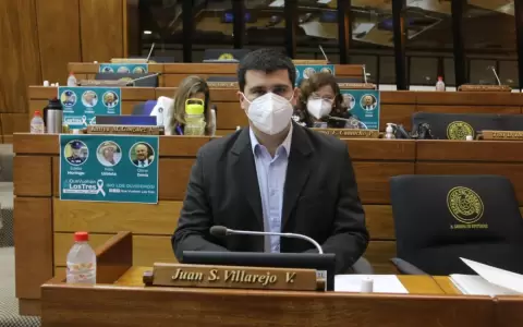 "La inutilidad de este Gobierno no tiene l�mites", sentenci� Villarejo