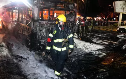 Lluvia de cohetes entre Israel y Ham�s siembran muerte y destrucci�n en Gaza