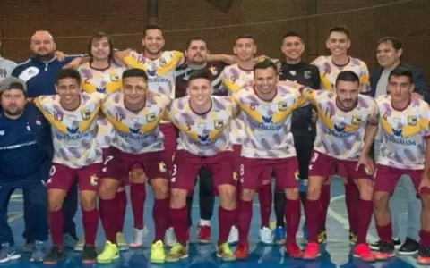F�tbol de sal�n, con protocolo aprobado por el Ministerio de Salud