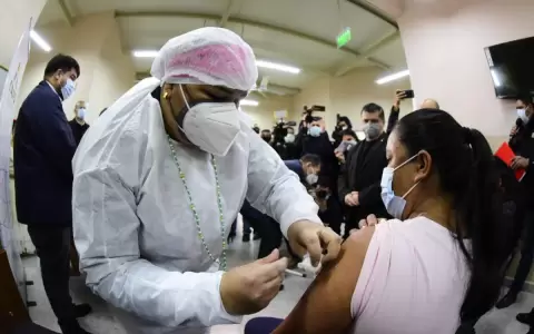 Salud inicia inmunizaci�n contra la influenza