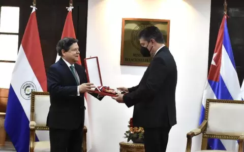 Embajador de Cuba concluye misi�n diplom�tica en Paraguay