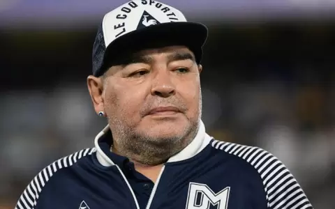 Maradona recibi� �atenci�n inadecuada�, report� la Junta M�dica que investiga su muerte