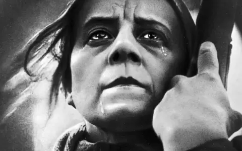 Sublevaci�n, montaje, trabajo: "La madre", de Pudovkin