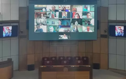 Postergan tratamiento de proyecto que pretende auditar las binacionales
