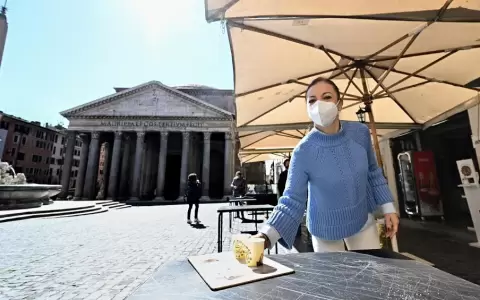 Italia empezar�a a vacunar a mayores de 18 a�os desde el 10 de junio