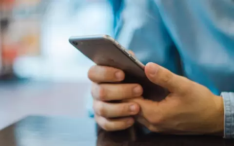 Proh�ben a pacientes uso de celular en Ingavi por ser contaminante