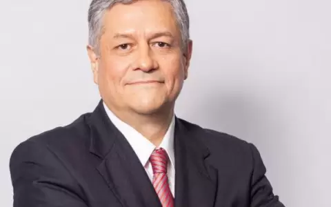 Roberto Salinas: �Muchos pol�ticos son cortoplacistas y clientelistas que no responden a su ciudad�